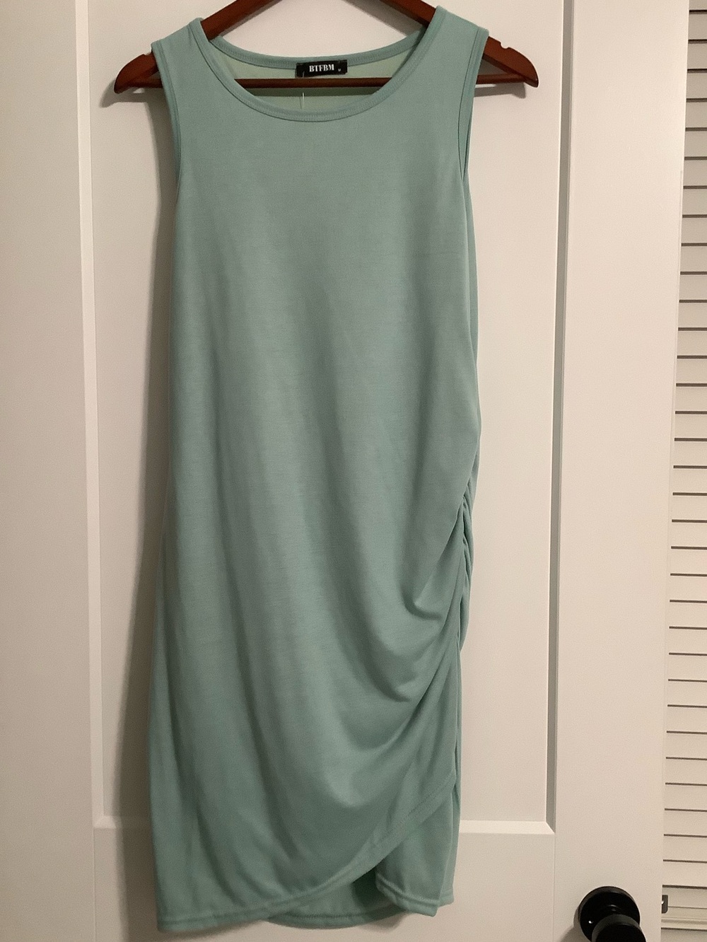 Sleeveless Mint Ruched Side Midi Dress